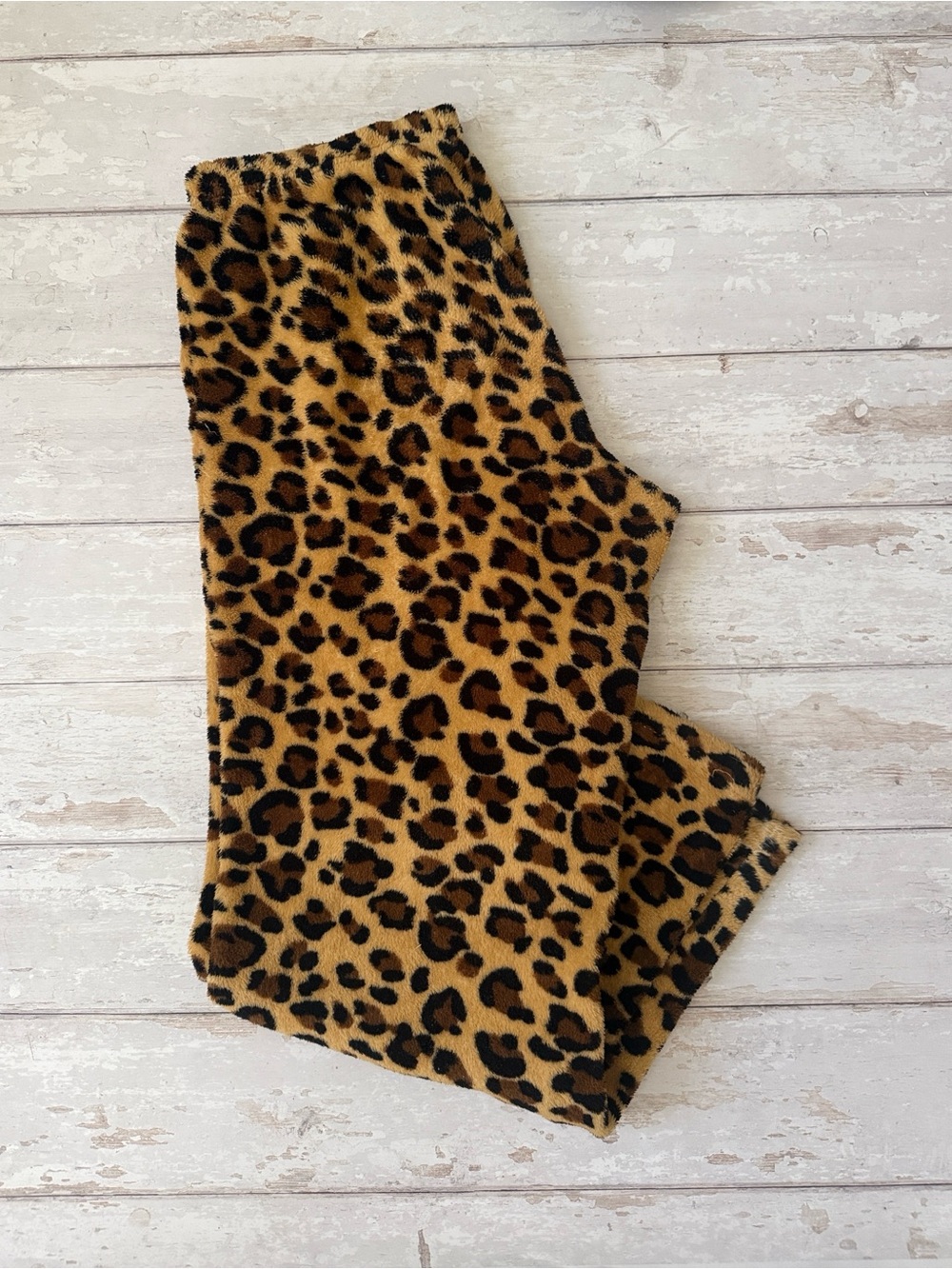 Meg&Lilly Women’s L/G Leopard Animal Print Fleece Fuzzy Pajama Pants Pjs Large